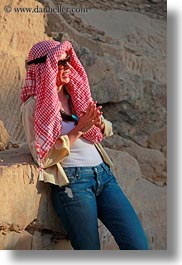 africa, clothes, egypt, emotions, keffiyeh, sandstone, scarves, smiles, vertical, vicky, victoria gurthrie, wt people, photograph