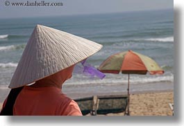 asia, beaches, conical, danang, hats, horizontal, vietnam, womens, photograph