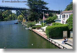 bridge, california, capitola, couples, horizontal, rivers, west coast, western usa, photograph