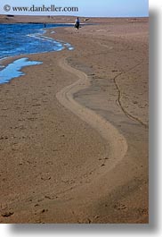 beaches, california, footprints, leading, marin, marin county, materials, north bay, northern california, people, sand, vertical, west coast, western usa, photograph