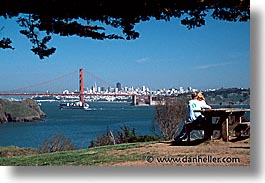 bridge, california, couples, golden gate, golden gate bridge, horizontal, national landmarks, san francisco, west coast, western usa, wide, photograph