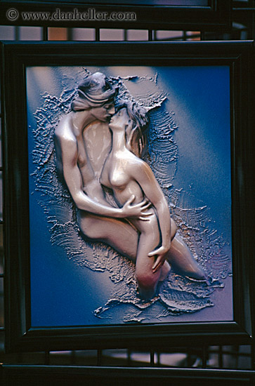 lovers kissing photos. lovers-kissing-relief-painting