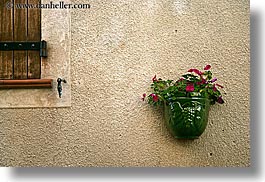 castellane, colors, europe, france, geraniums, green, horizontal, provence, red, walls, photograph
