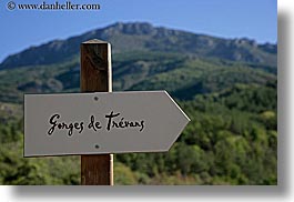 europe, france, gorge de trevans, hiking, horizontal, provence, signs, photograph