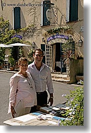 couples, europe, fathers, france, men, mothers, people, pregnant, provence, seillans, vertical, womens, photograph