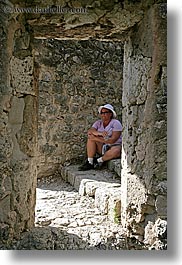 clothes, colors, europe, frames, france, groups, hats, mary, mary craig, people, pink, provence, stones, sunglasses, vertical, womens, photograph