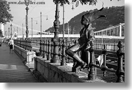 arts, black and white, budapest, europe, horizontal, hungary, little, princess, sculptures, photograph