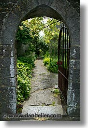 county shannon, europe, gates, ireland, irish, lough derg, open, shannon, shannon river, vertical, photograph