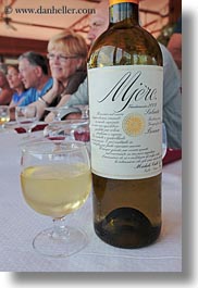 alcohol, europe, foods, italy, lunch, mjere, puglia, tables, vertical, white, wines, photograph