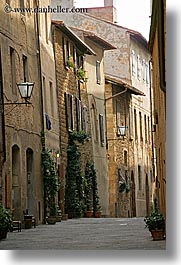 europe, italy, narrow streets, pienza, streets, towns, tuscany, vertical, photograph