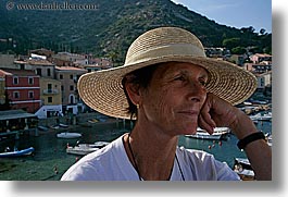 ann, europe, harbor, hats, horizontal, italy, leaders, tourists, tuscany, womens, photograph