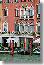 canals, europe, hotels, italy, poles, rivers, venecia, venezia, venice, vertical, photograph