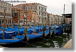blues, boats, canals, europe, gondolas, horizontal, italy, topped, venecia, venezia, venice, photograph