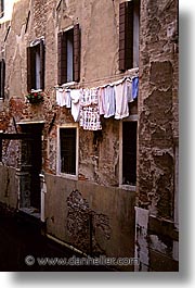 europe, italy, laundry, venecia, venezia, venice, vertical, photograph