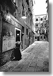 black and white, europe, italy, panizzolo, streets, venecia, venezia, venice, vertical, photograph