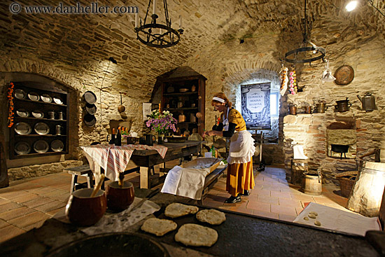 woman-cooking-in-medieval-kitchen-2-big.