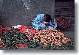 bolivia, carrott, horizontal, la paz, latin america, people, vendors, photograph