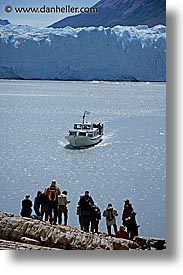 big views, boats, cruise, glaciers, latin america, moreno glacier, patagonia, vertical, photograph