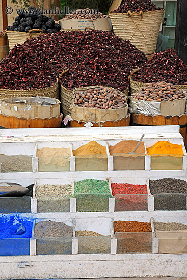 spices-display-07.jpg