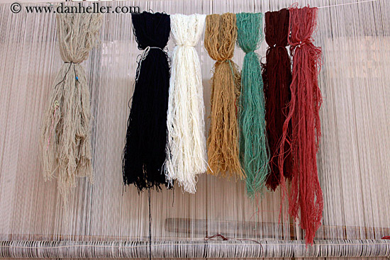 colorful-yarn-02.jpg