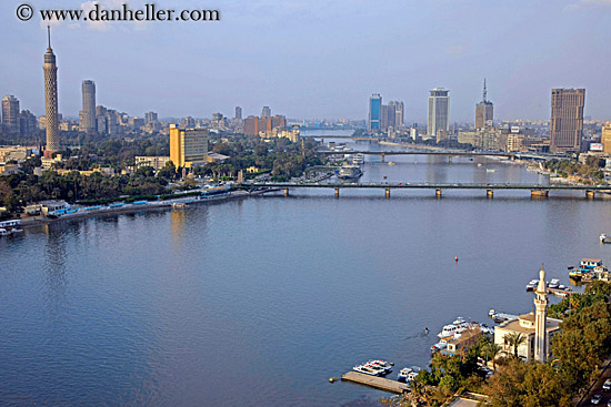 cairo-nile-cityscape-n-bridges-02.jpg