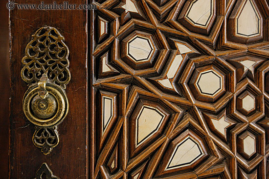 arabic-design-door-05.jpg