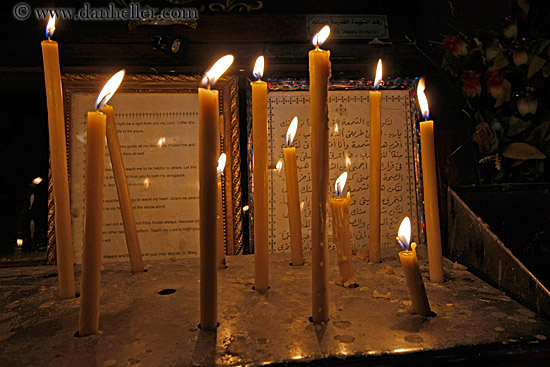candles-n-arabic-text-02.jpg