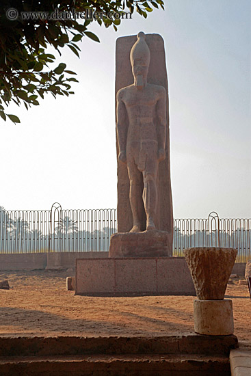 egyptian-statue-04.jpg