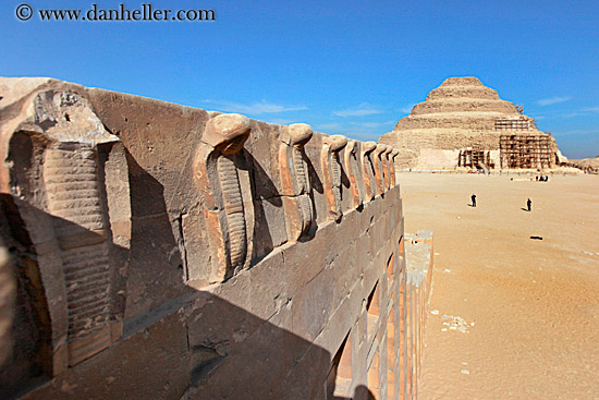 cobras-n-step-pyramid.jpg