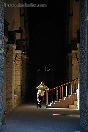 man-on-cell_phone-n-stairs.jpg