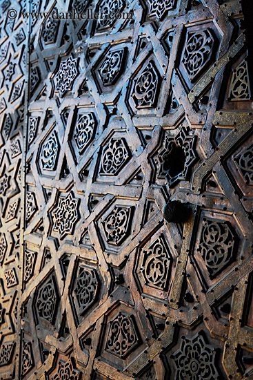 mosque-door-02.jpg