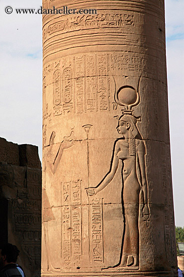 egyptian-columns-01.jpg
