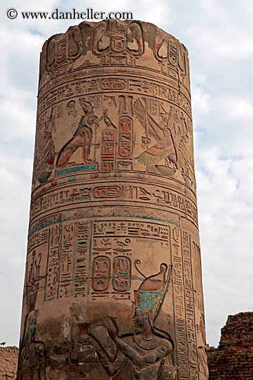 egyptian-columns-03.jpg