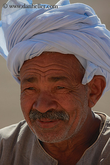 old-arab-man-08.jpg