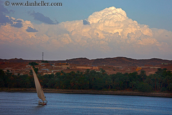 sailboat-n-cumulus-clouds.jpg