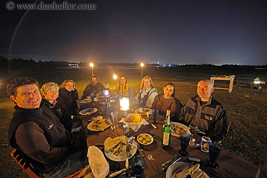 group-dinner-at-night-02.jpg