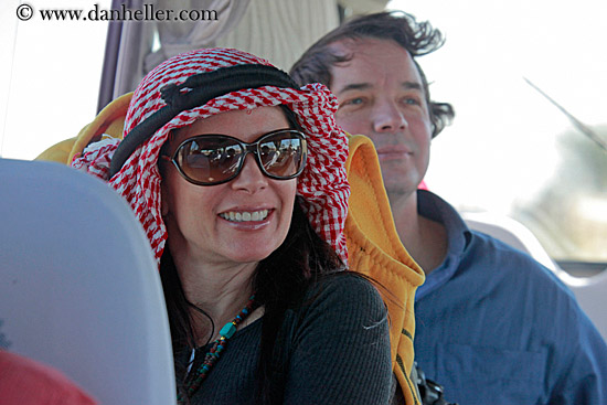 vicky-on-bus-02.jpg