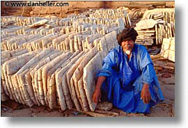 africa, horizontal, mali, merchant, rivers, salt, subsahara, photograph