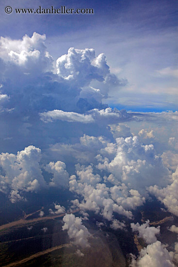 clouds-04.jpg