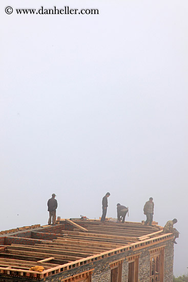 construction-workers-in-fog.jpg