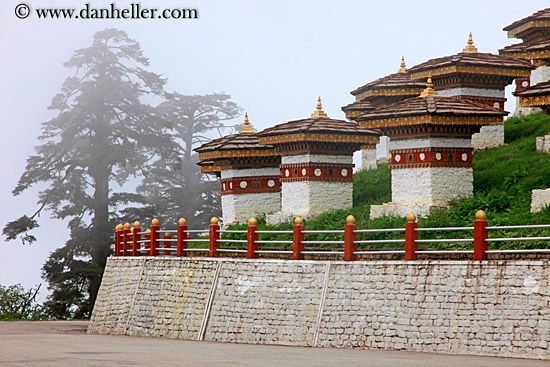 mini-stupas-01.jpg