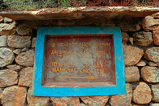 chorten-sign.jpg