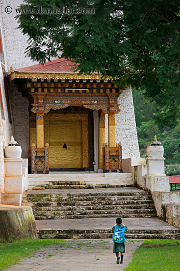 child-walking-to-dzong.jpg