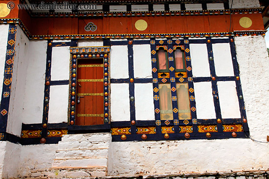 dzong-door-01.jpg