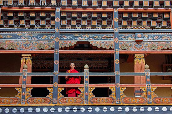 monk-on-balcony-01.jpg