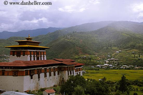 rinpung-dzong-02.jpg