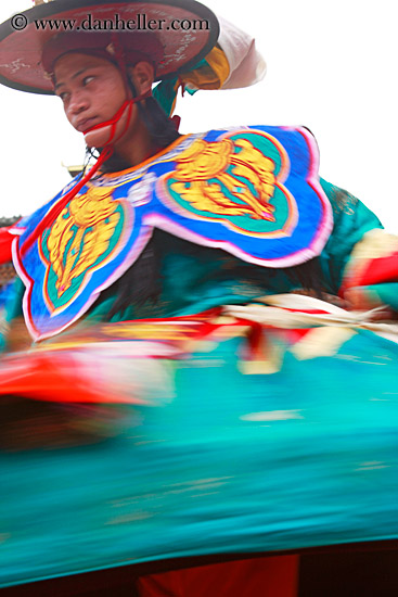 festival-dancers-motion-blur-29.jpg