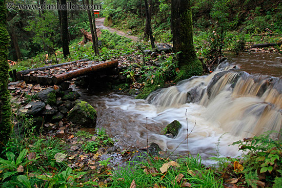 waterfall-04.jpg