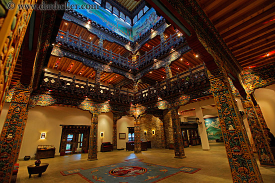 hotel-lobby-05.jpg