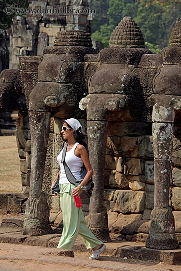 stone-elephant-wall-n-woman-tourist.jpg